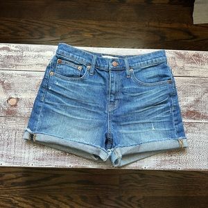 Madewell demin shorts. Size 26